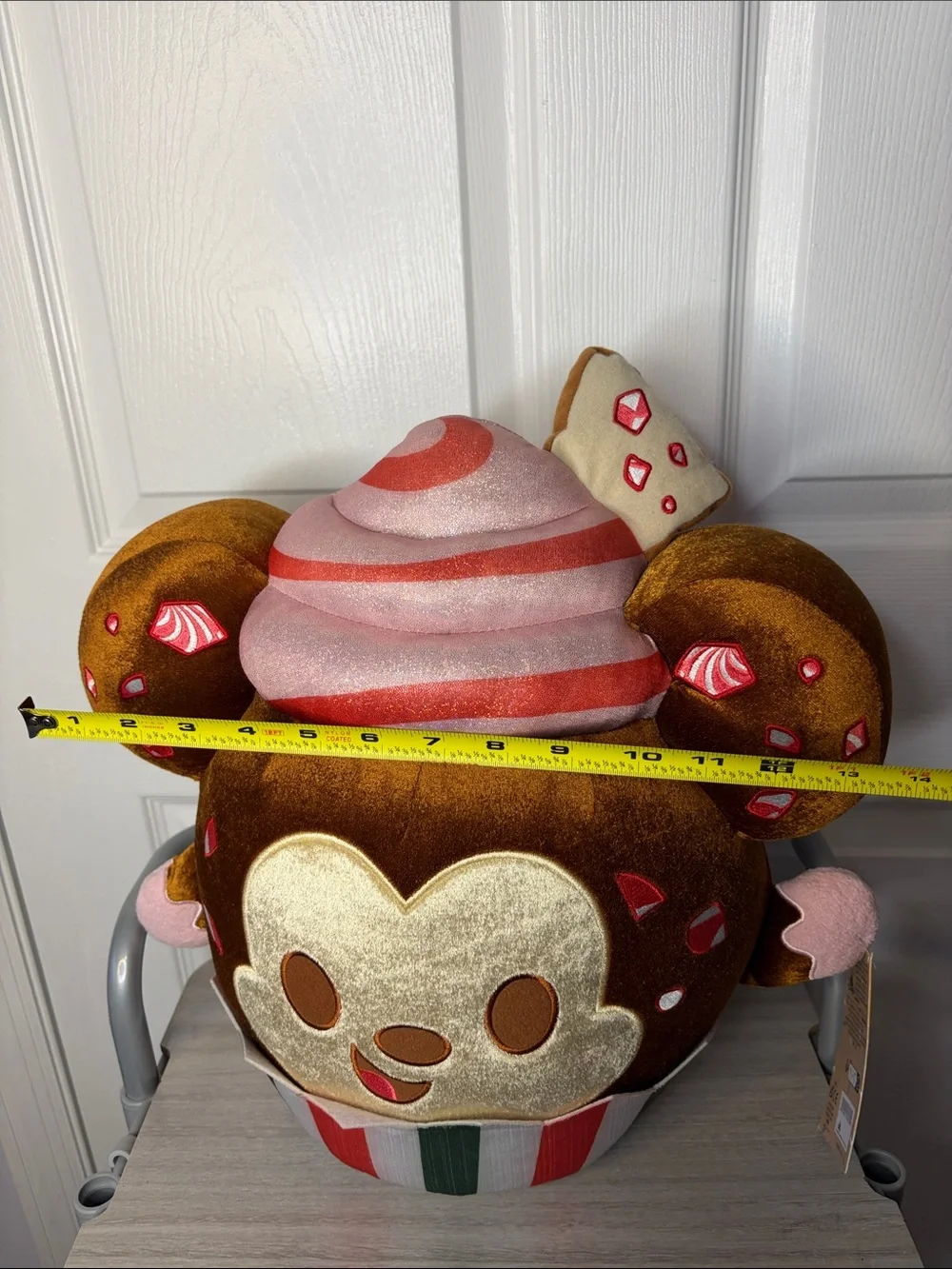 Disney Mickey Peppermint Bark Cupcake Munchkins Plush
